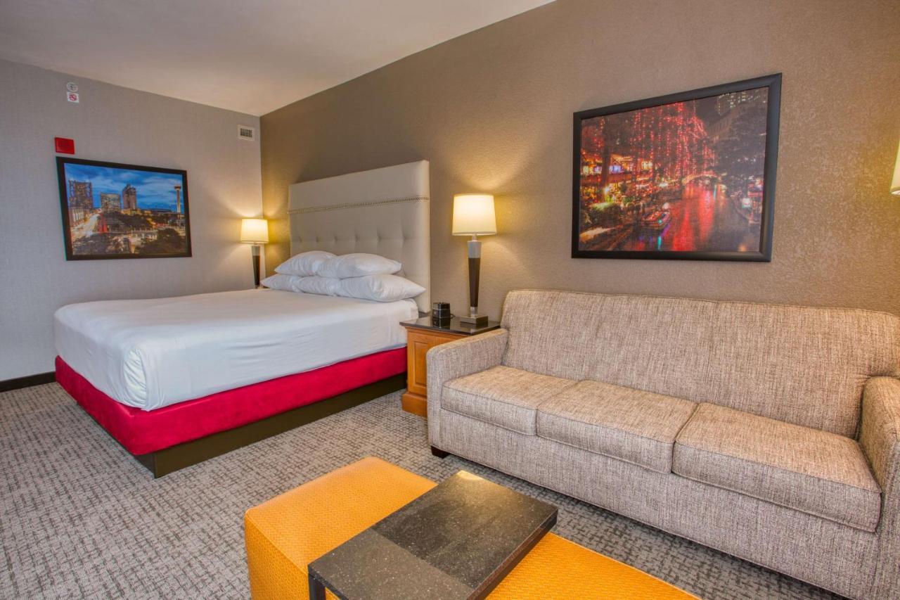 Drury Inn & Suites San Antonio Near La Cantera Extérieur photo